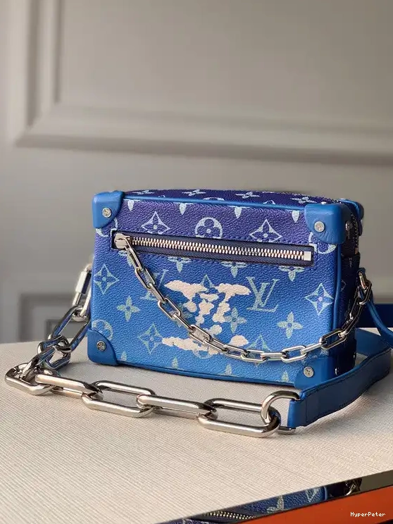 SOFT LOUIS VUITTON TRUNK 0611